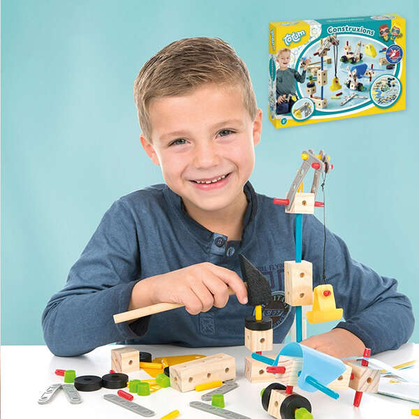 Buildo kreativni set građevinskih igračaka za razvijanje motoričkih sposobnosti kod djece.